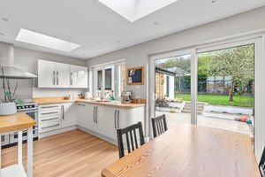 Photo 16- click for photo gallery